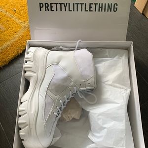 White chunky sneakers